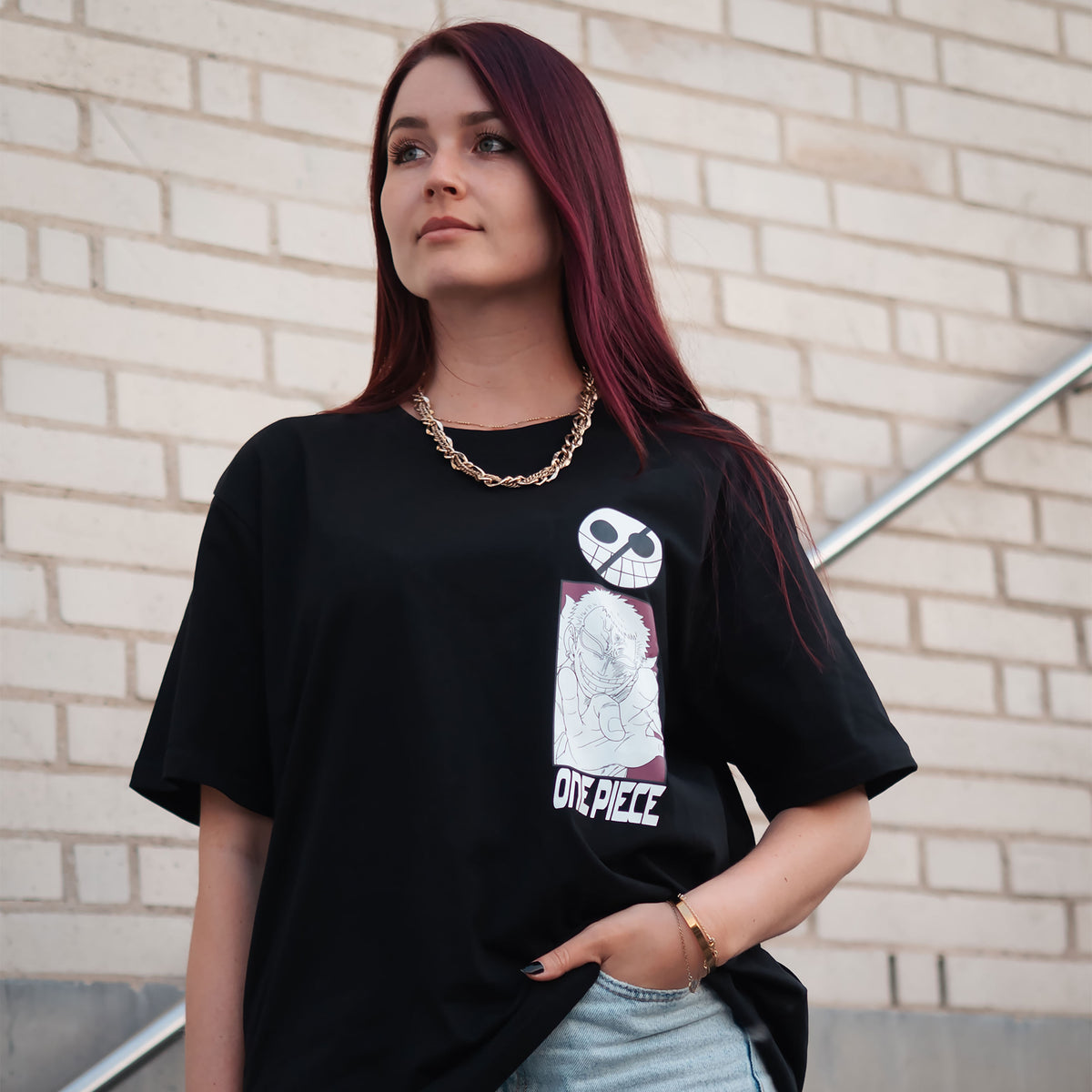 Immagine del prodotto One Piece - T-shirt oversize Don Quixote Doflamingo nera