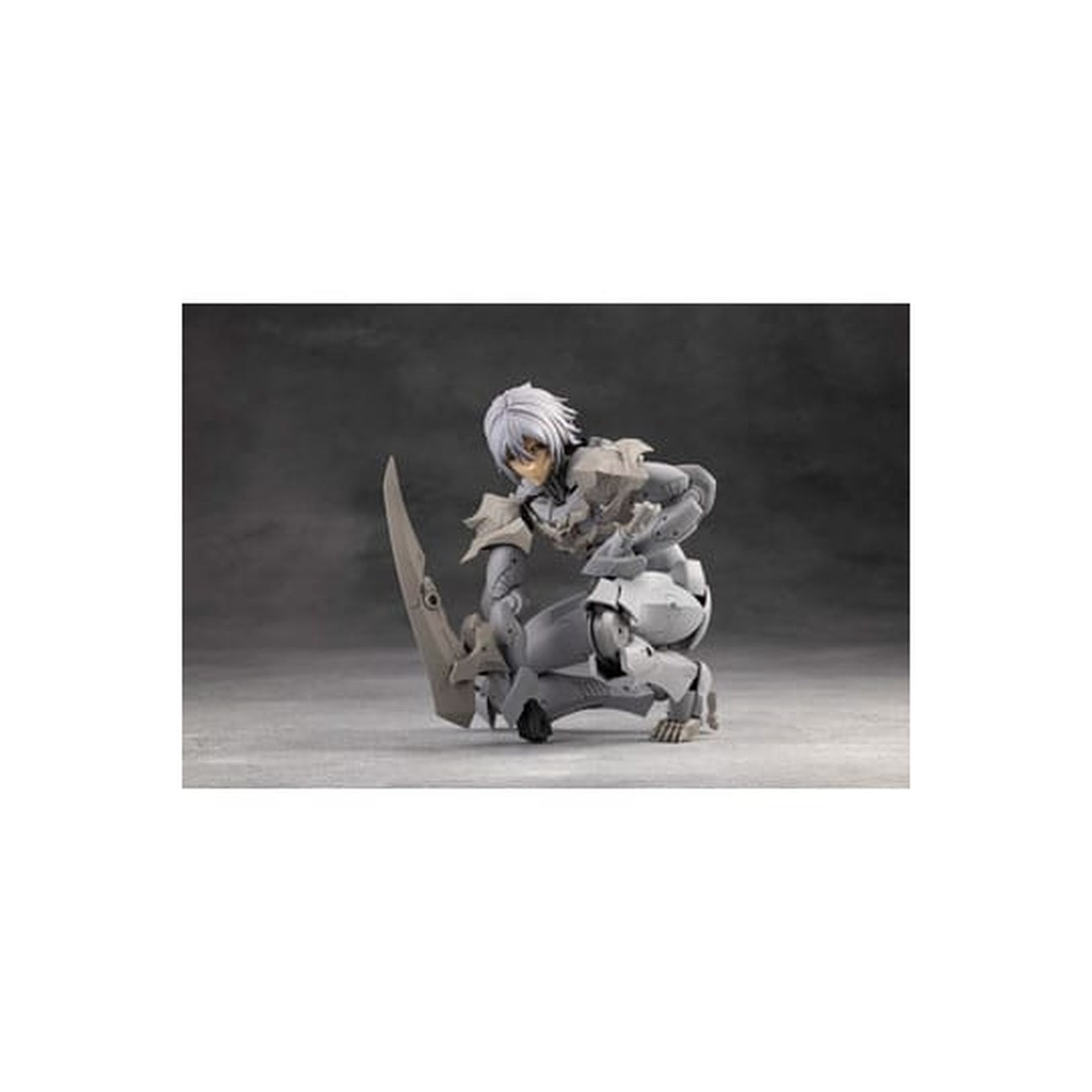 Produktbild Megalomaria Unlimited Universe - Zirconia Model Kit Figur