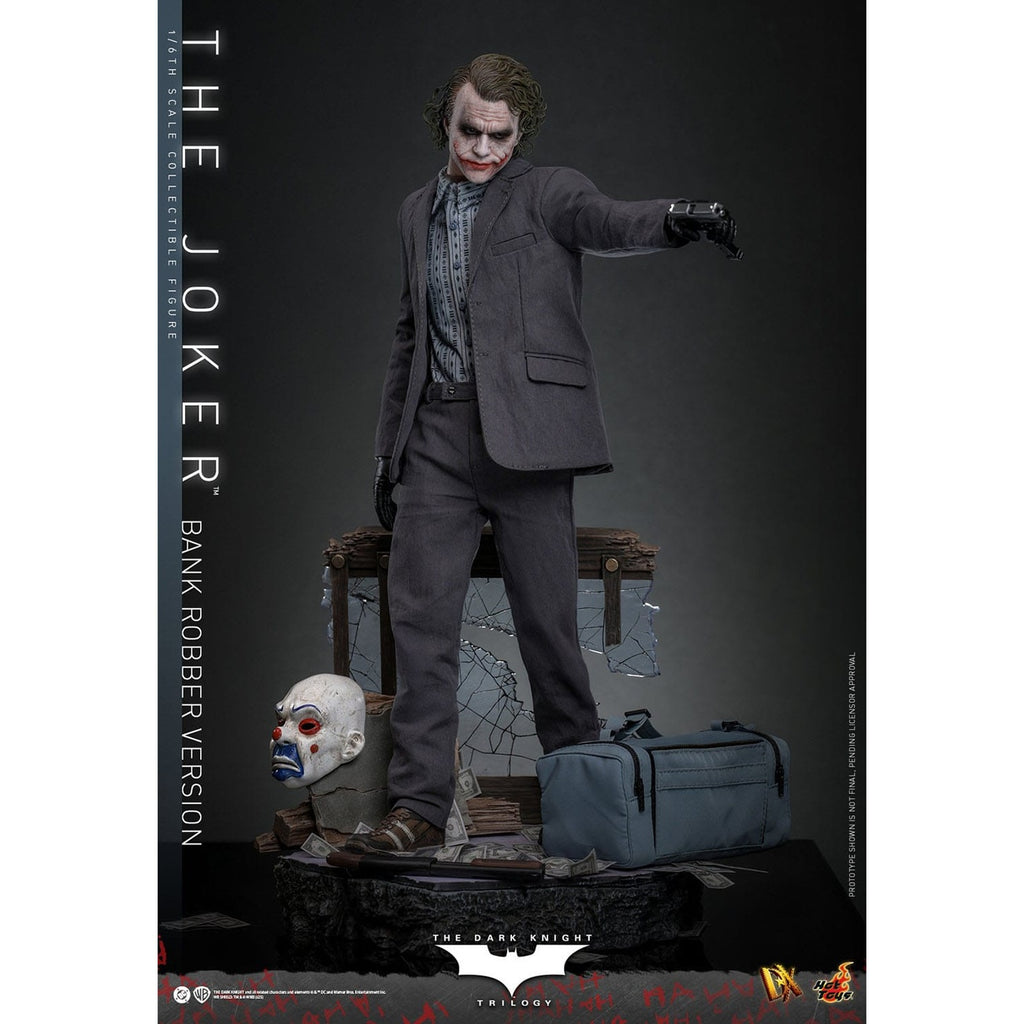 Produktbild The Dark Knight - The Joker Actionfigur 1:6 Bank Robber Version