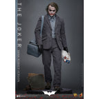 Produktbild The Dark Knight - The Joker Actionfigur 1:6 Bank Robber Version