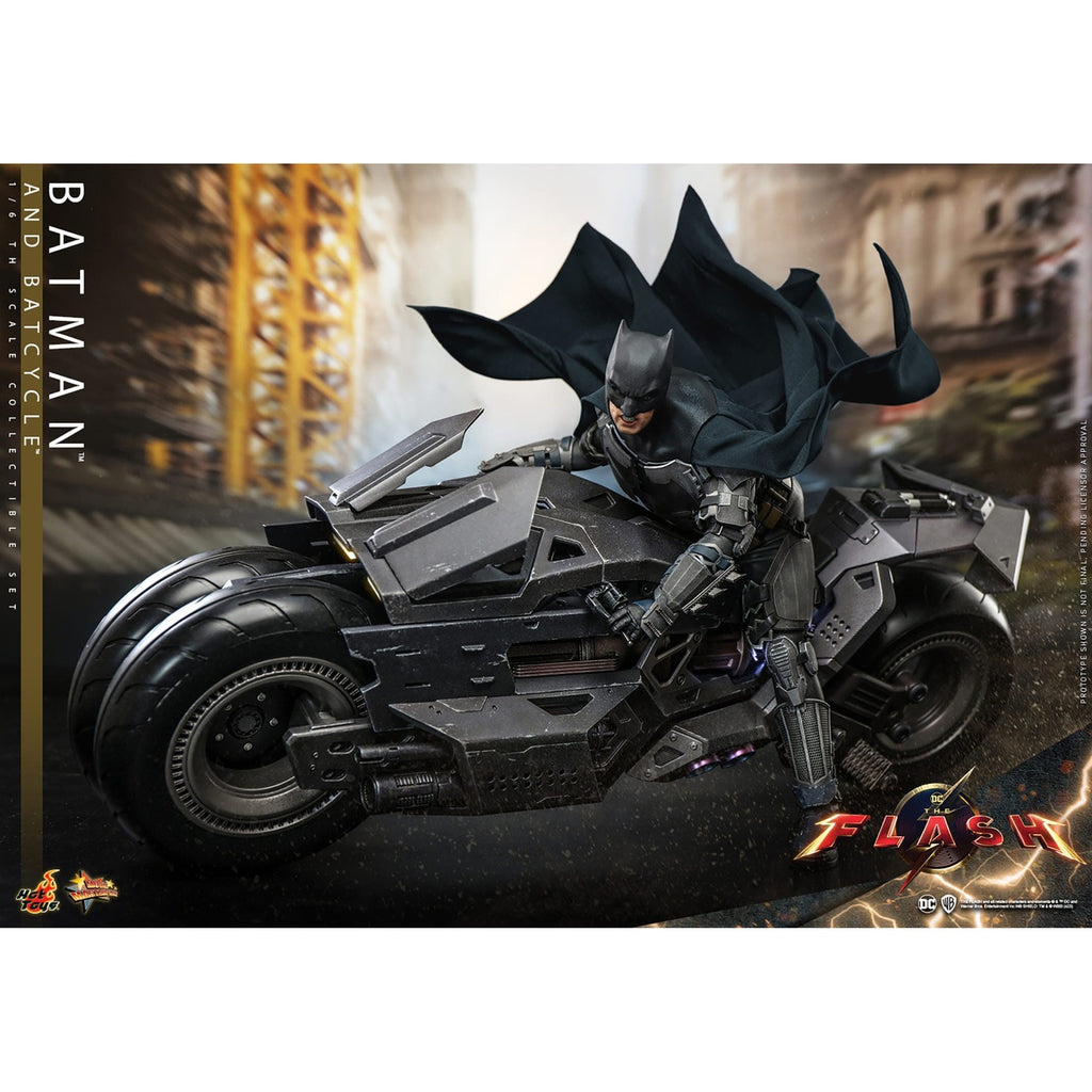 Produktbild The Flash - Batman & Batcycle Masterpiece Actionfiguren Set 1:6