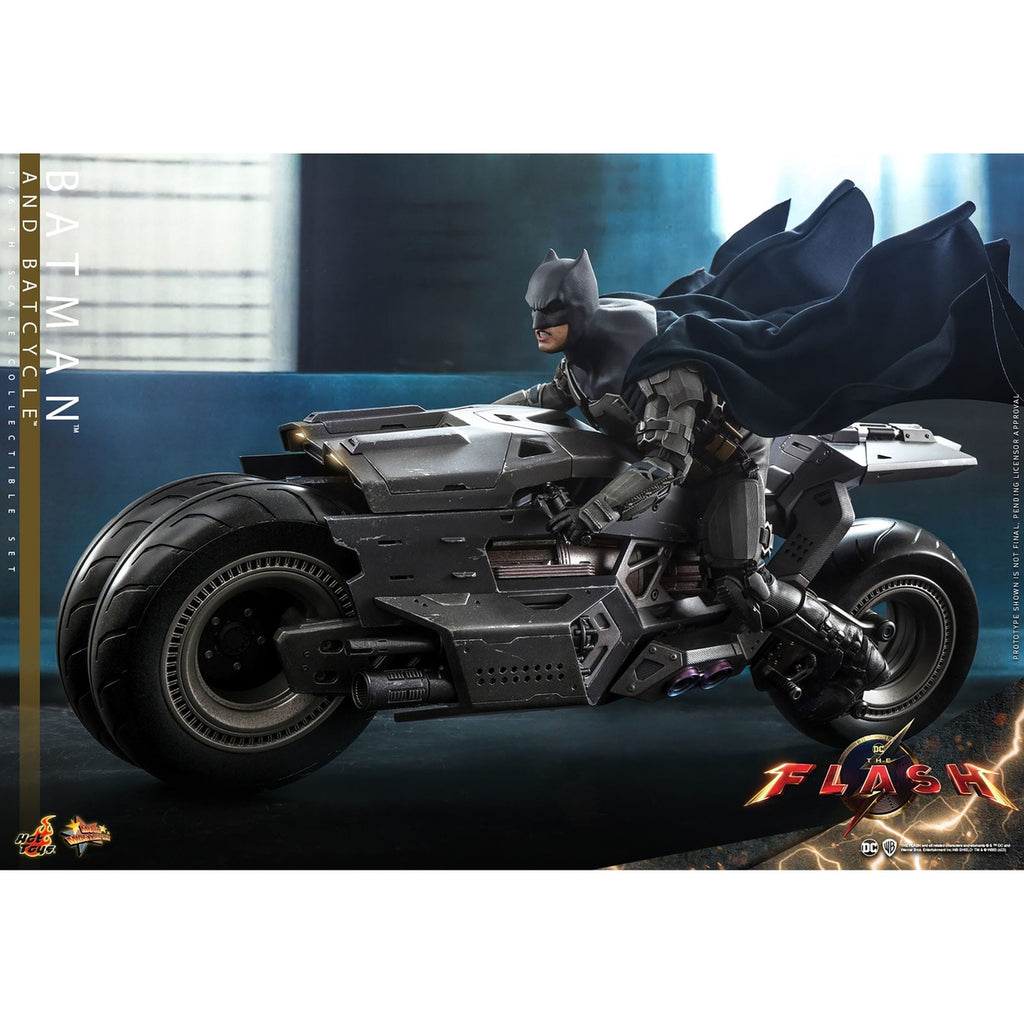 Produktbild The Flash - Batman & Batcycle Masterpiece Actionfiguren Set 1:6