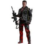 Produktbild Terminator 2 Movie Masterpiece Actionfigur 1/6 T-800 Battle Damaged Version 2.0 32 cm
