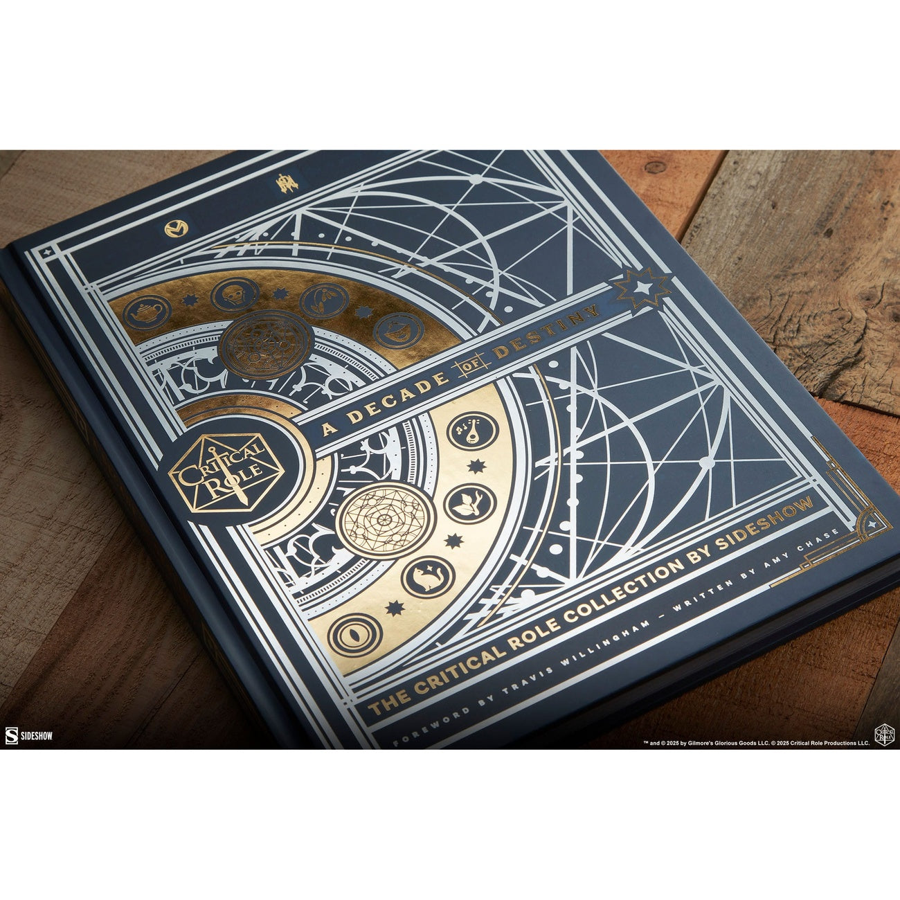 Immagine del prodotto Libro Sideshow Collectibles A Decade of Destiny: The Critical Role Collection di Sideshow *Versione inglese*