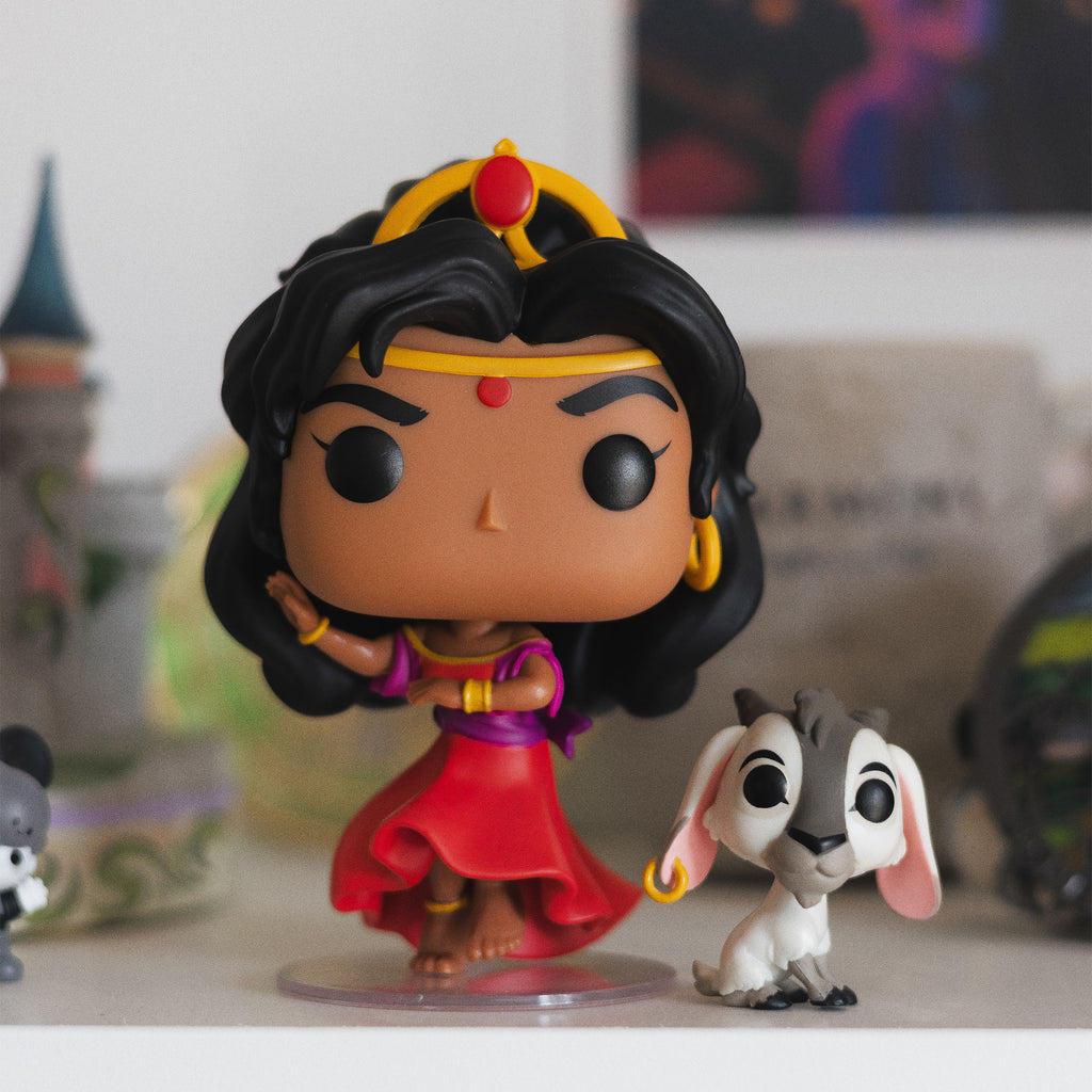 Produktbild Der Glöckner von Notre Dame - Esmeralda mit Djali Funko Pop Figur