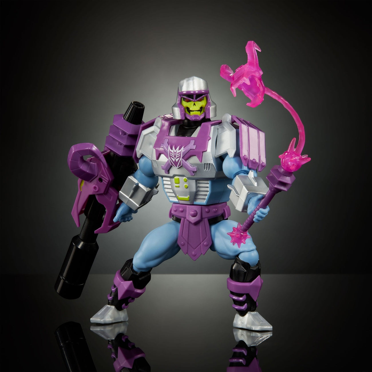 Produktbild Masters of the Universe x Transformers Actionfigur Megatron Armor Skeletor heo European Exclusive 14 cm