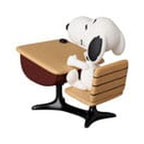 Image produit Peanuts UDF Série 18 Mini-figurine Snoopy avec bureau 9 cm