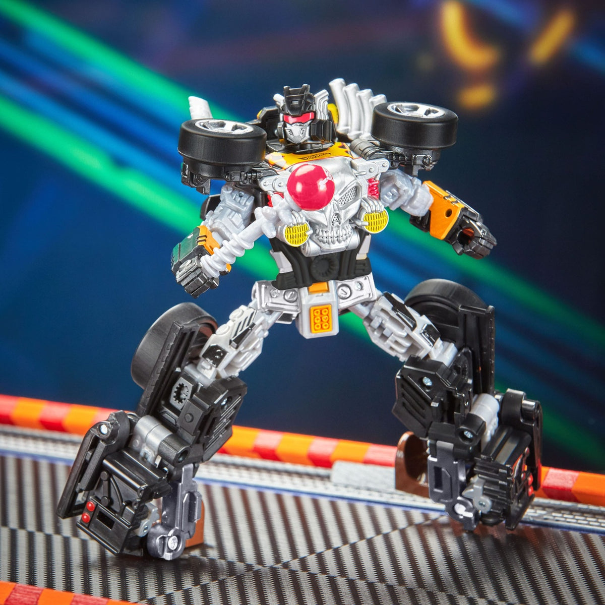 Immagine del prodotto Action figure Hot Wheels x Transformers Bone Shaker 12 cm
