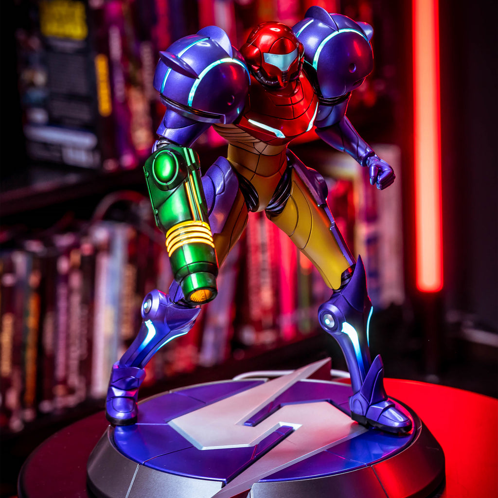 Produktbild Metroid Prime PVC Statue Samus Gravity Suit Collectors Edition 25 cm