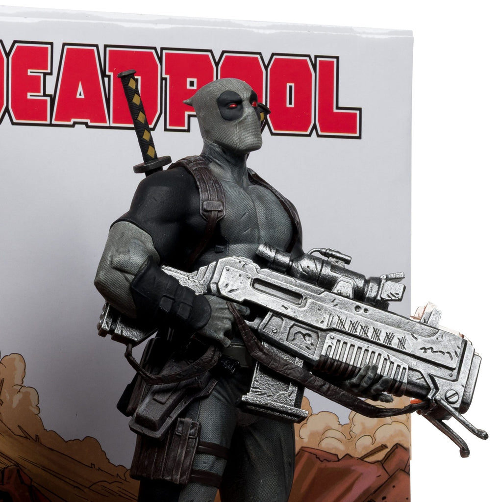 Image produit Marvel Collection Statue PVC 1/6 Deadpool (Deadpool n°1) (Grey Suit Chase) 27 cm