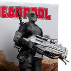 Image produit Marvel Collection Statue PVC 1/6 Deadpool (Deadpool n°1) (Grey Suit Chase) 27 cm
