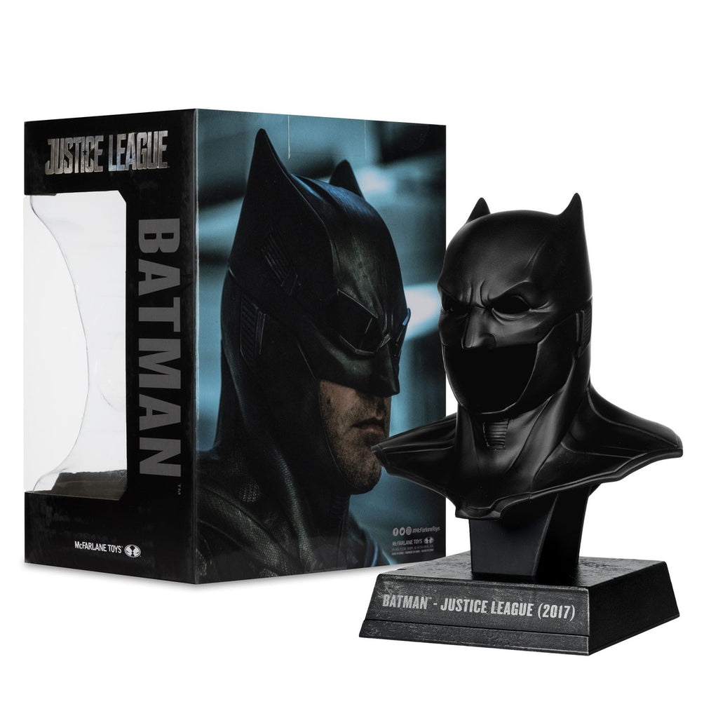 Immagine del prodotto Batman DC Direct Mini Replica 1/3 Maschera di Batman (Justice League Tactical Suit) 19 cm