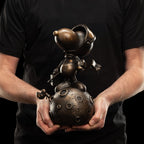 Image produit Les Peanuts Statue en bronze Snoopy : First Beagle on the Moon Édition Limitée 29 cm