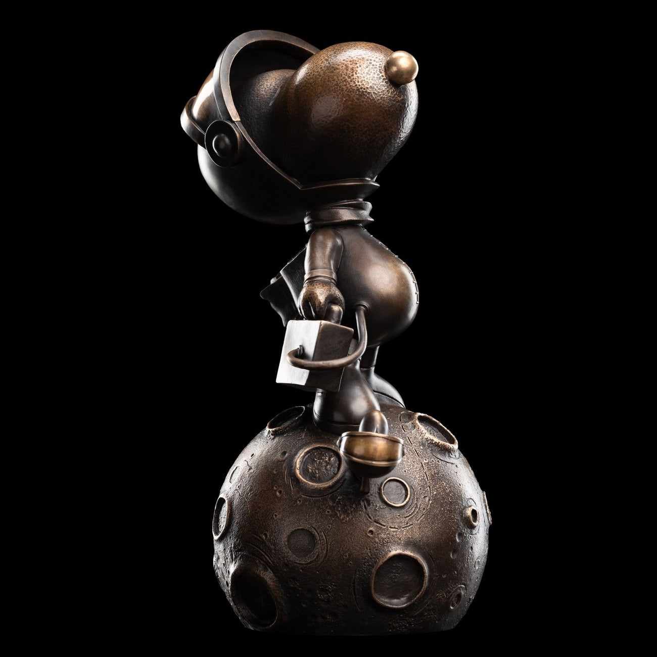 Image produit Les Peanuts Statue en bronze Snoopy : First Beagle on the Moon Édition Limitée 29 cm