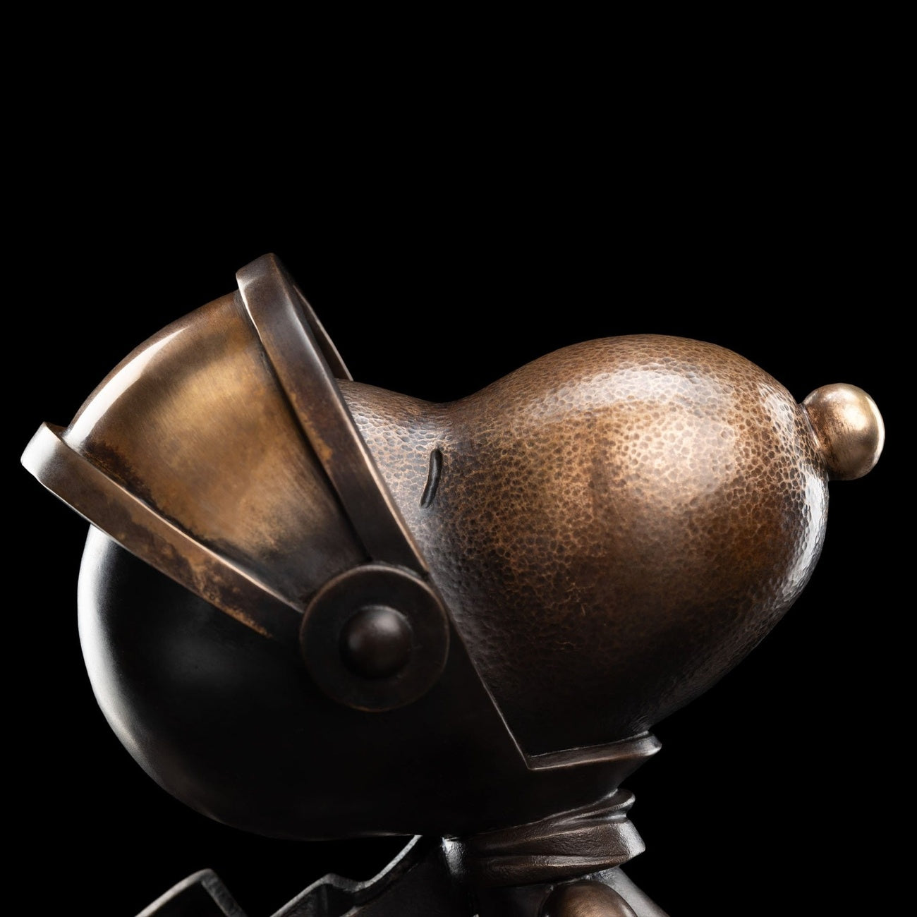 Image produit Les Peanuts Statue en bronze Snoopy : First Beagle on the Moon Édition Limitée 29 cm