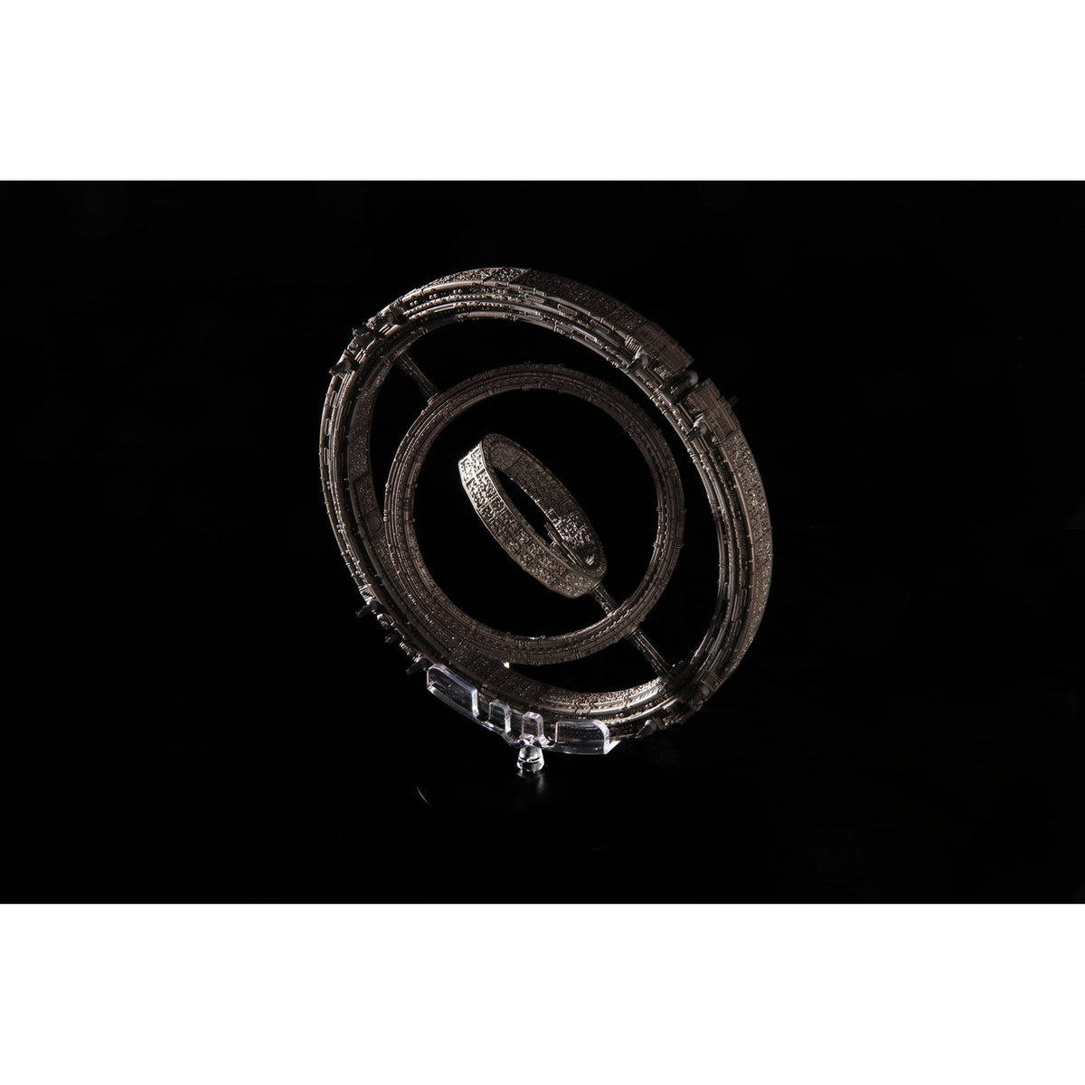 Immagine del prodotto Foundation Die-Cast Astronave The Invictus 20 cm