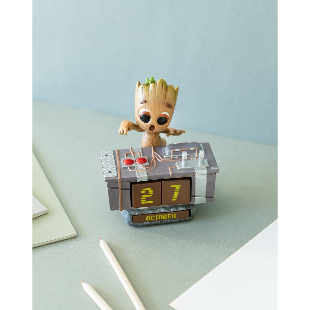 Image produit Marvel Calendrier perpétuel 3D Groot Death Button 12 cm