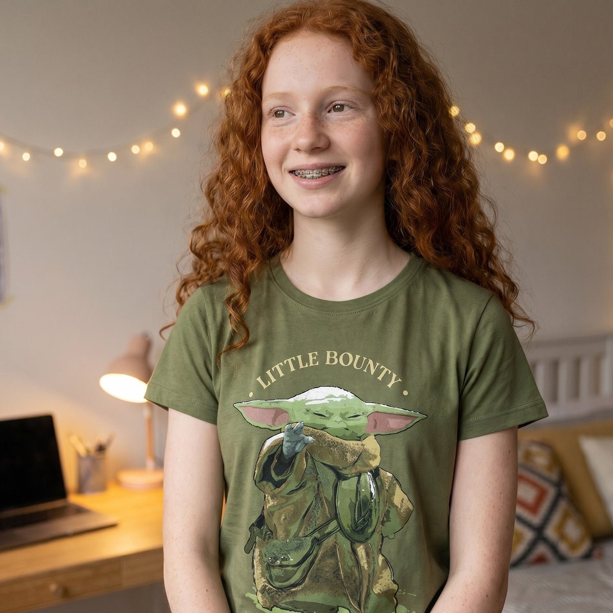 Immagine del prodotto T-shirt Grogu Little Bounty Donna - Star Wars The Mandalorian