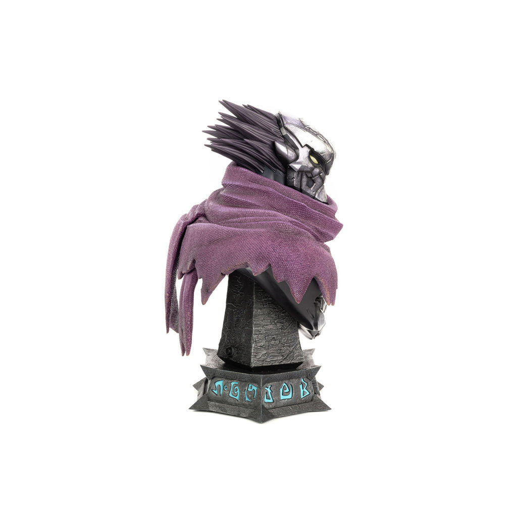 Produktbild Darksiders Grand Scale Büste Strife 37 cm