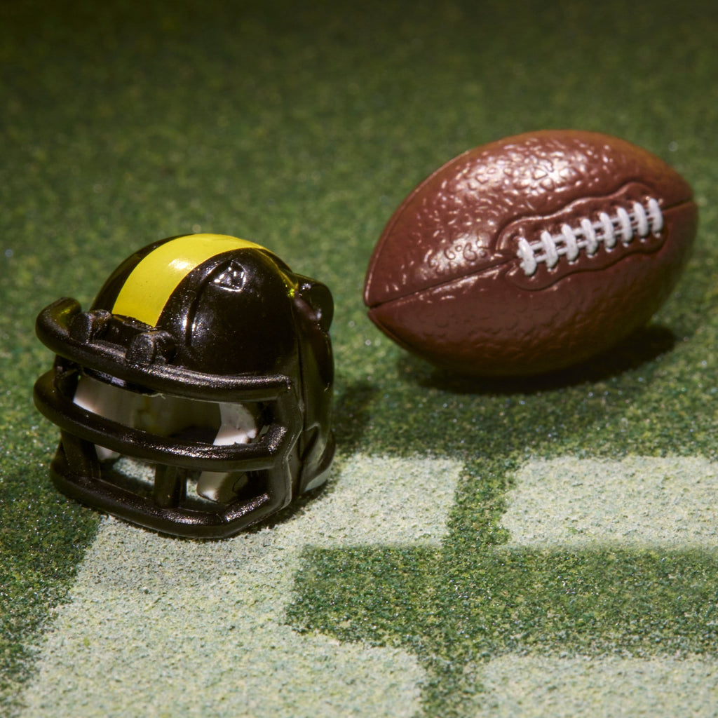 Image produit Transformers x NFL Figurine articulée Pittsburgh Steelers