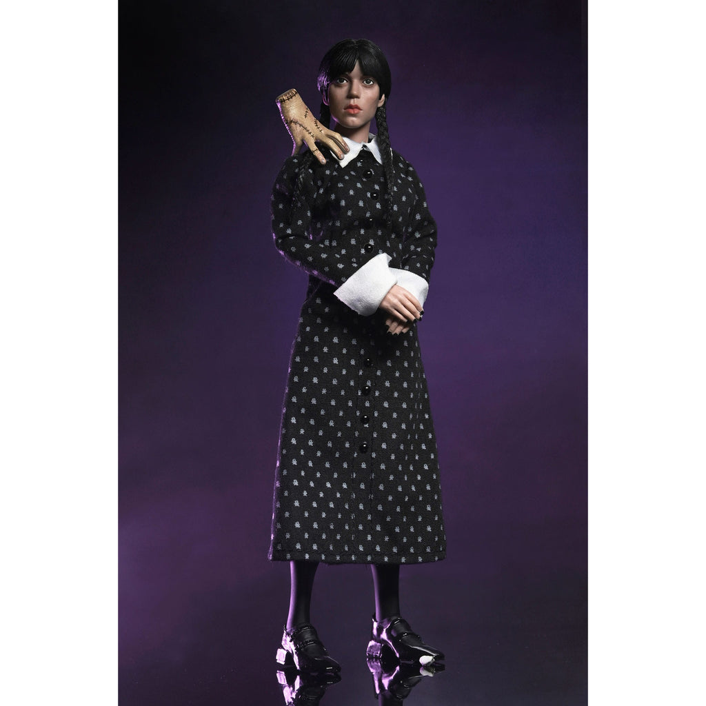 Image produit Figurine articulée Wednesday Wednesday (Robe classique) 20 cm