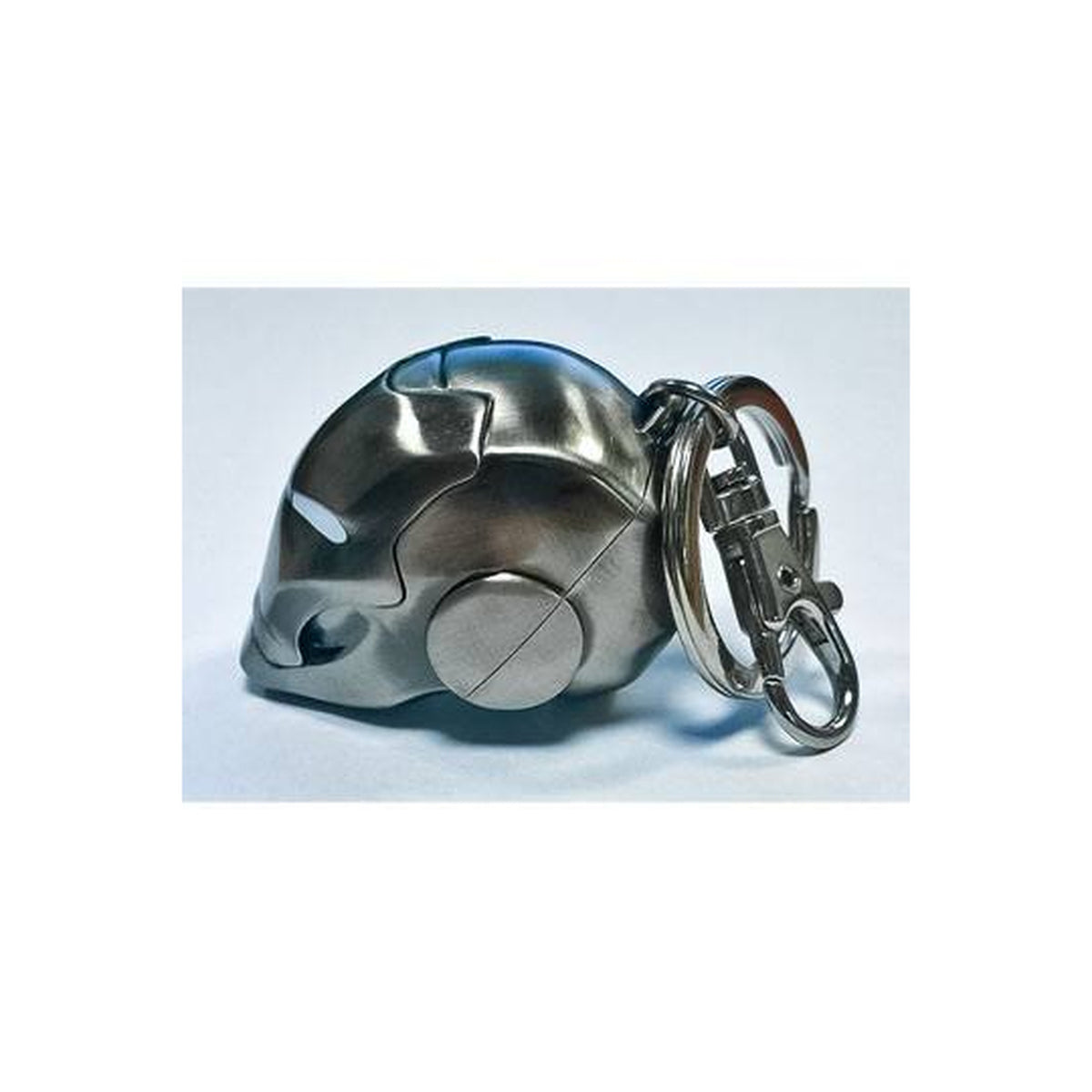 Produktbild Marvel Comics Metall-Schlüsselanhänger Iron Man Helm Mark II