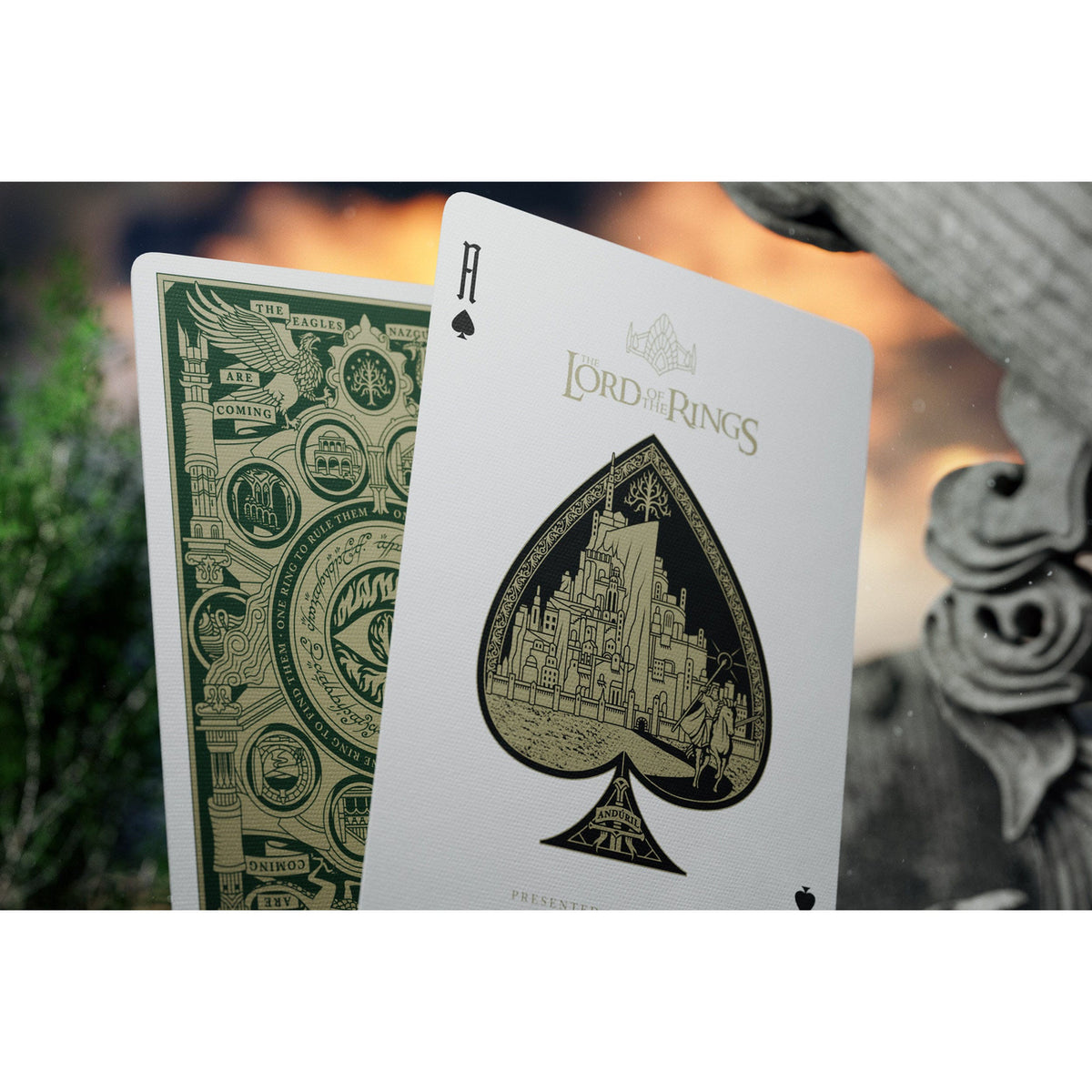 Immagine del prodotto Il Signore degli Anelli Set Premium di Carte da Gioco (4 mazzi)
