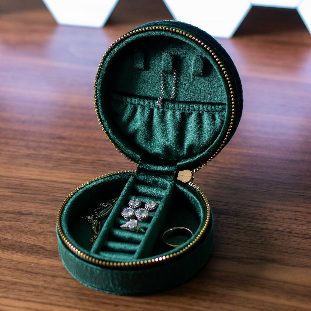 Image produit Le Seigneur des Anneaux - Boîte à bijoux en peluche L'Anneau Unique