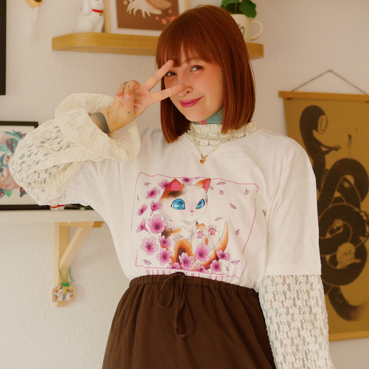 Immagine del prodotto T-shirt Maomao The Cat Edizione Limitata per fan de I diari della speziale